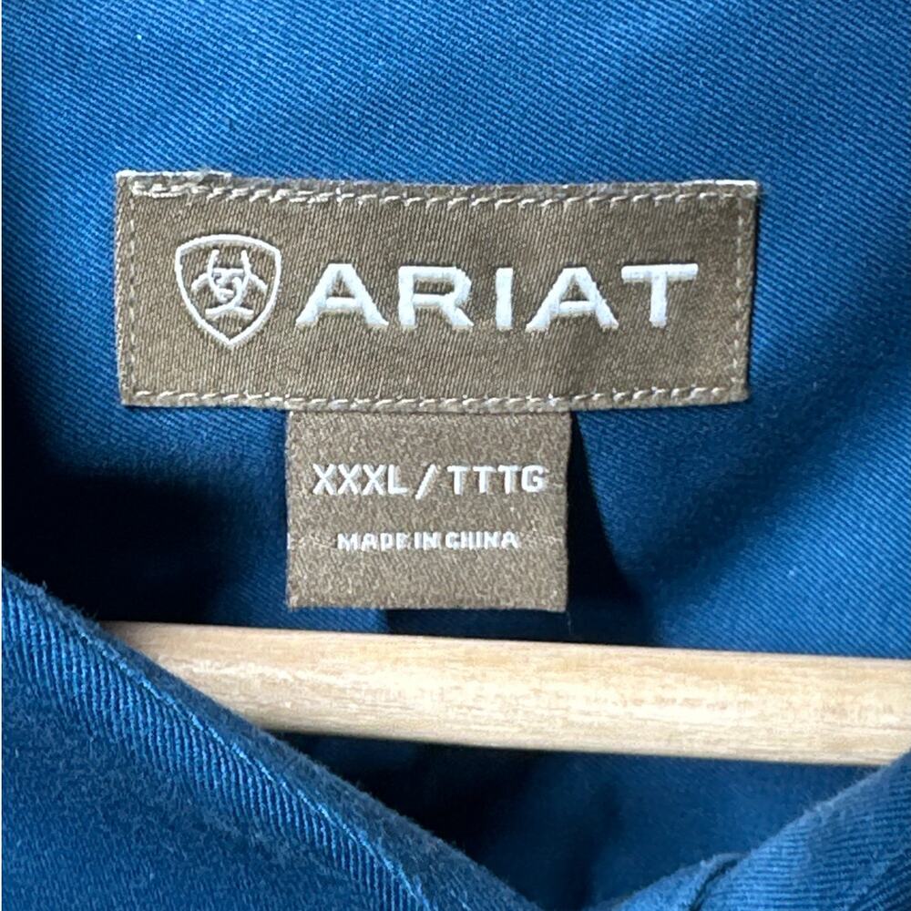 Ariat Solid Twill Classic Fit Button Down Shirt M… - image 5